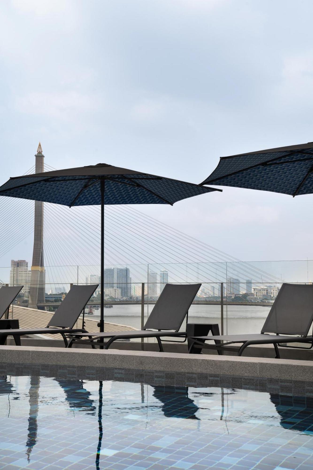The Standardx, Bangkok Phra Arthit Hotel Exterior photo